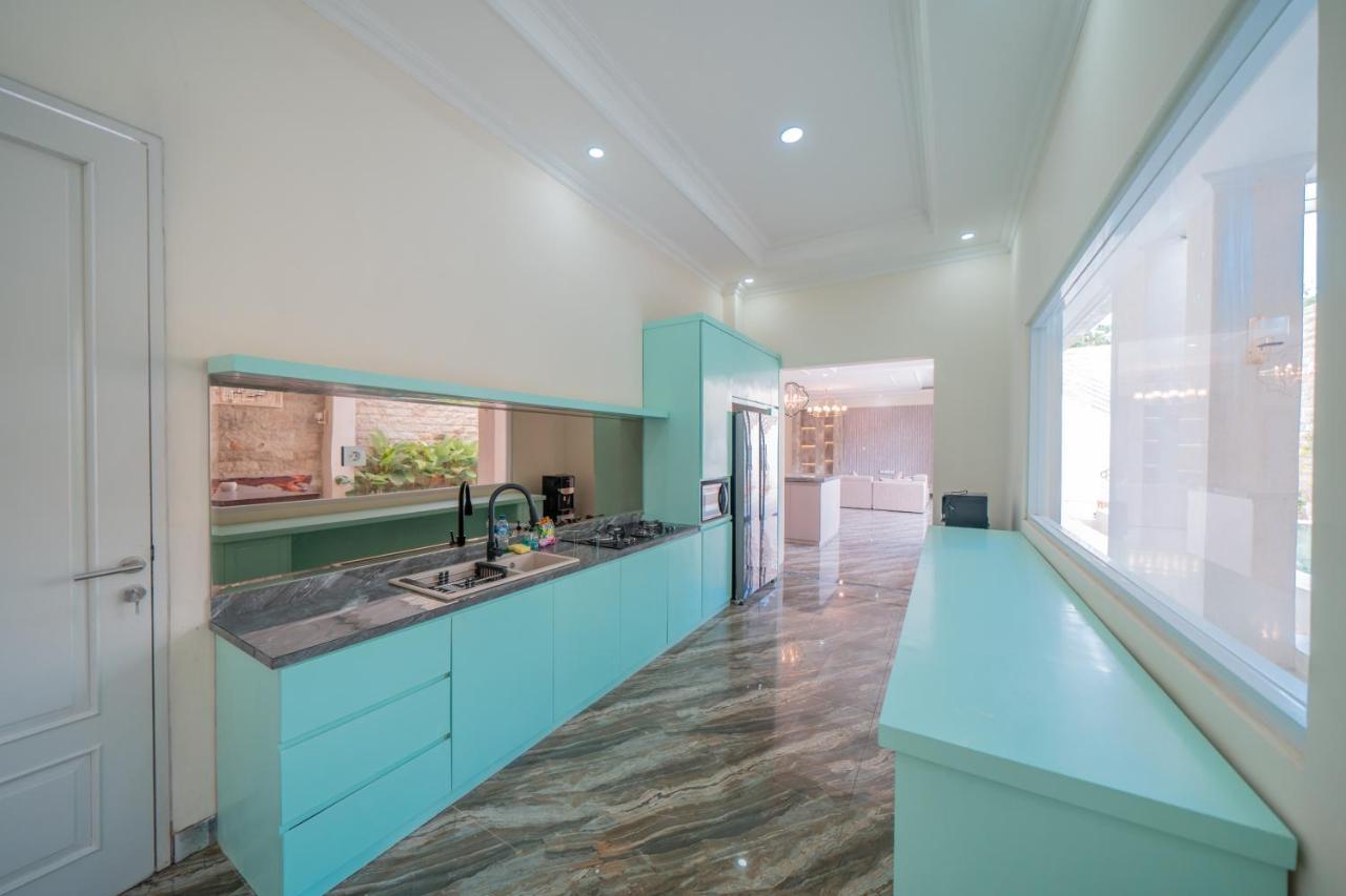 Villa Karen Uluwatu Exteriör bild