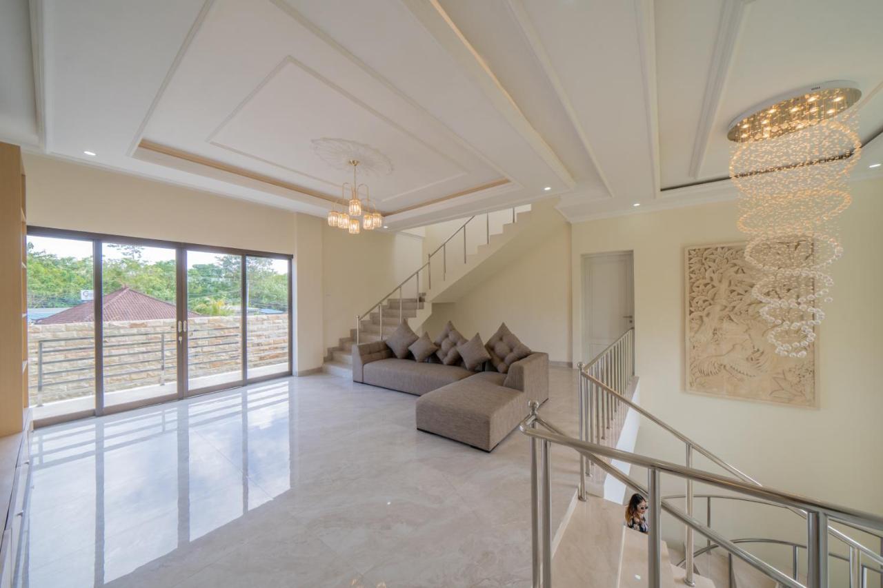 Villa Karen Uluwatu Exteriör bild